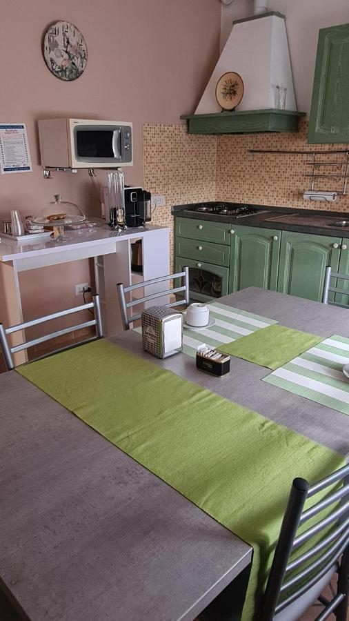 B&B Regina 부스토아르시치오 외부 사진